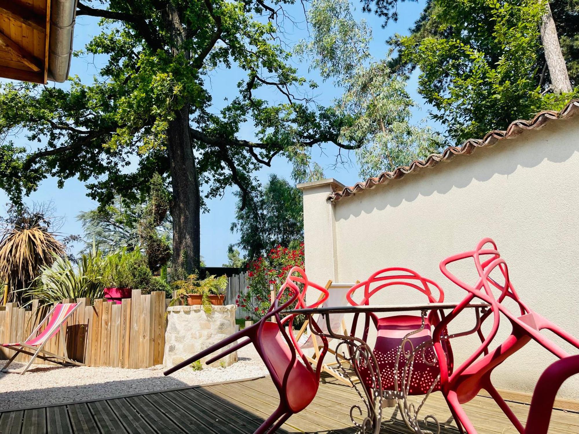 Aux Tourelles 1888 - Tres Proche Lyon Bed & Breakfast Tassin-la-Demi-Lune Exterior photo